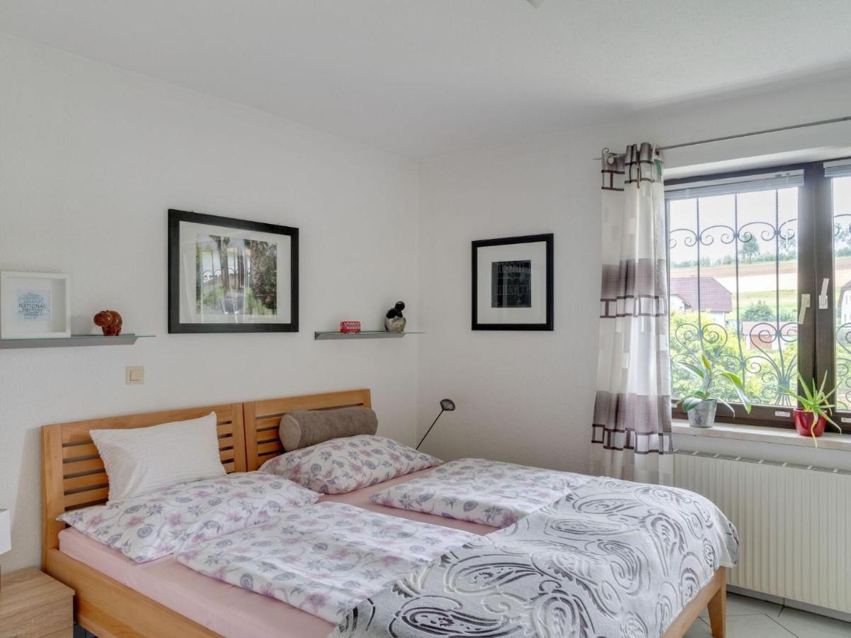 Cosy Apartment In Oed Hling With Garden Mauer bei Amstetten Bagian luar foto