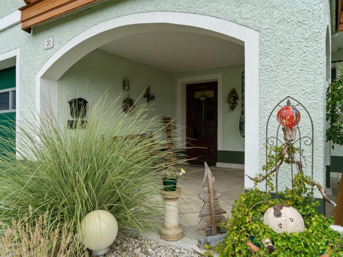 Cosy Apartment In Oed Hling With Garden Mauer bei Amstetten Bagian luar foto