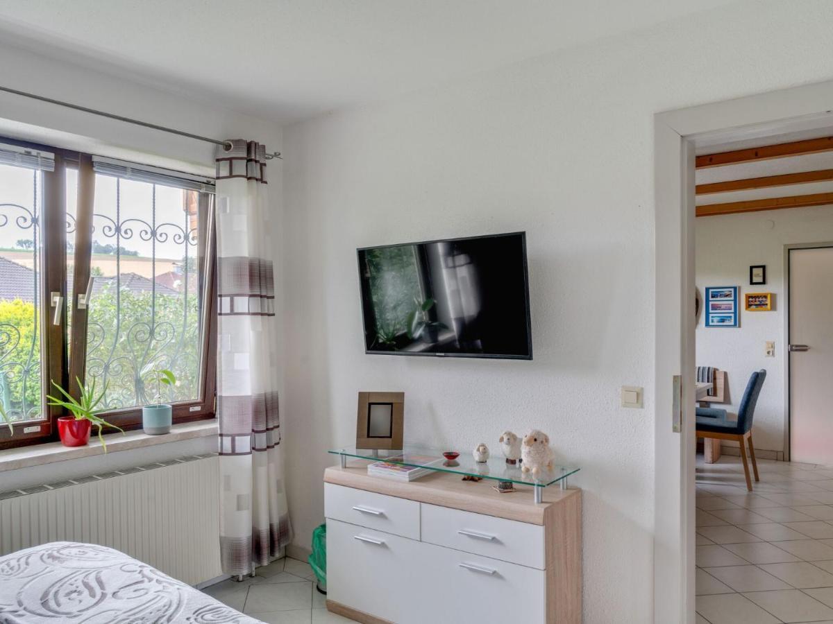 Cosy Apartment In Oed Hling With Garden Mauer bei Amstetten Bagian luar foto